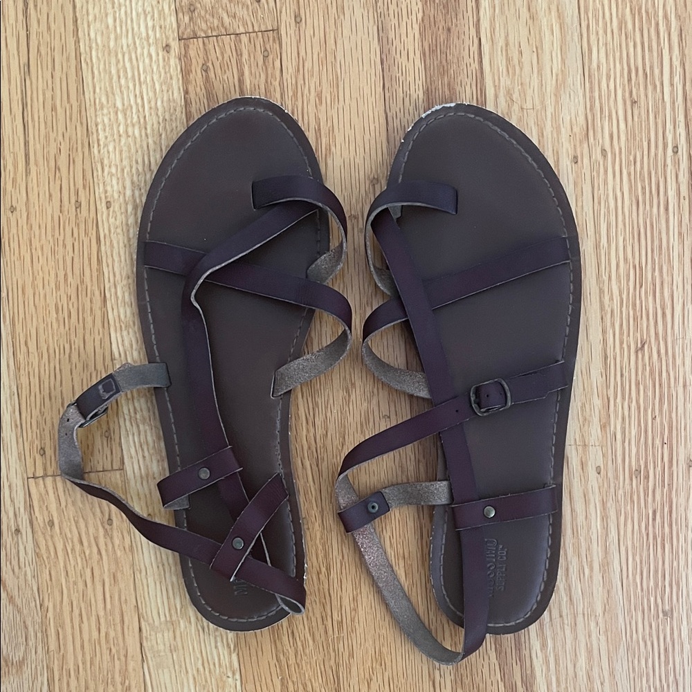 Mossimo Supply Co. Dark Brown Strappy Sandals size 10